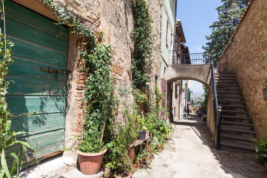 הוילה Compignano  Casa Breccia מראה חיצוני תמונה
